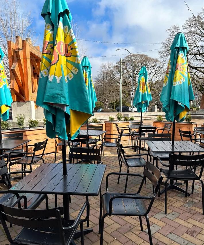 Saxe Point Public House